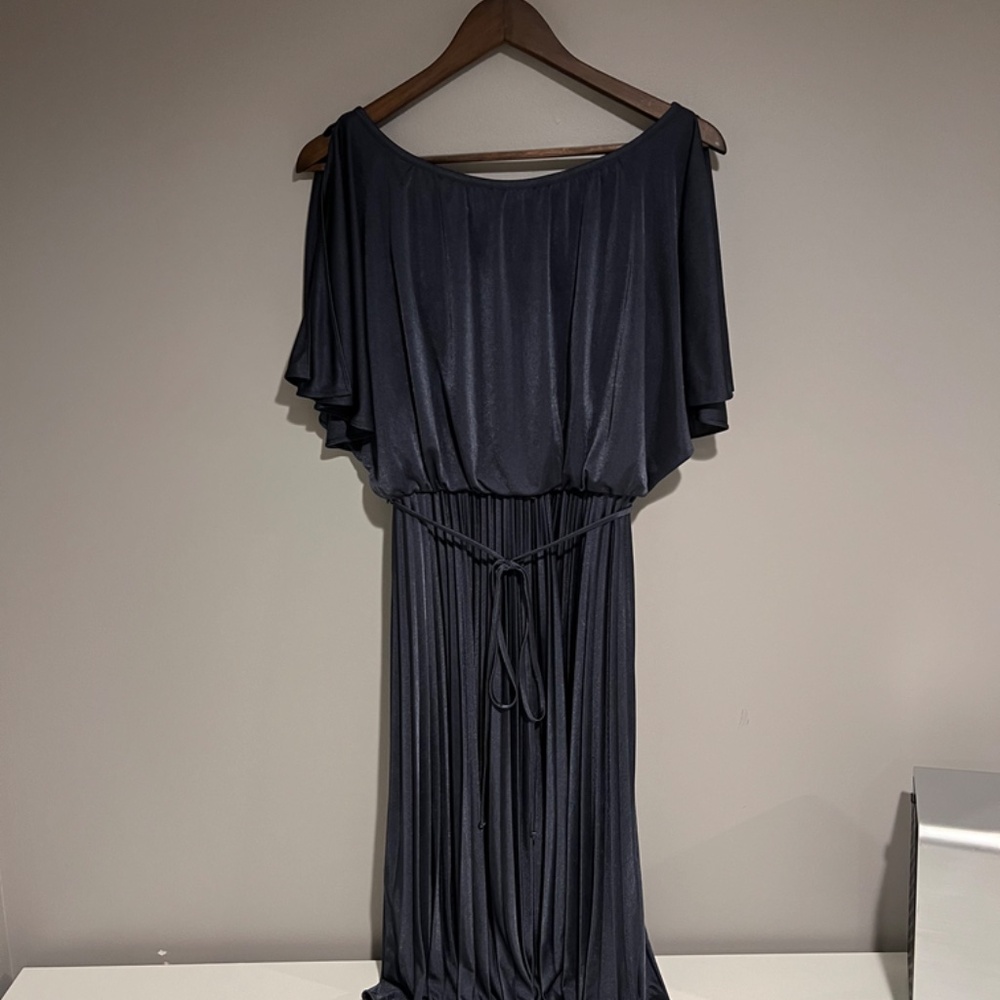 Besty & Adam - Holiday Dress - Size 10 - Shiny Grey